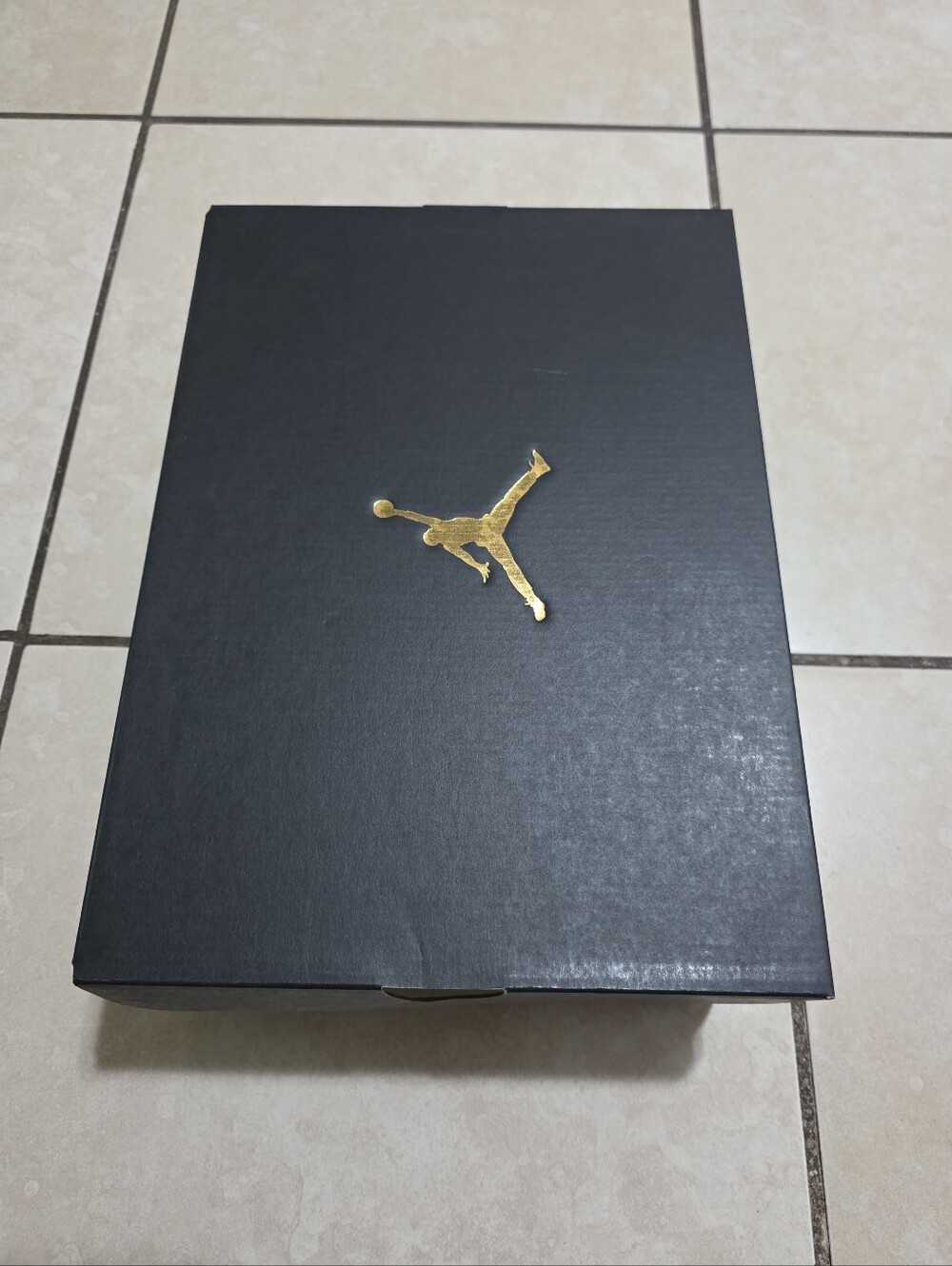 Empty Shoe Box - Picture 4 of 6